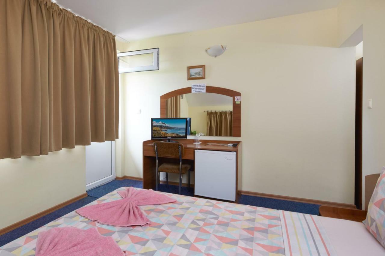 Guest House Plechkarovi Ravda Extérieur photo